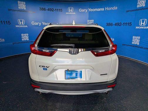 White Diamond Pearl 2018 Honda CR-V Touring