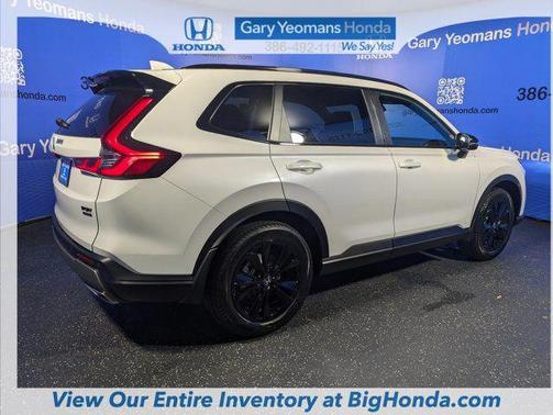 PLATINUM WHT PR 2026 Honda CR-V Hybrid Sport Touring AWD