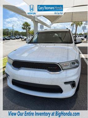 White 2022 Dodge Durango SXT