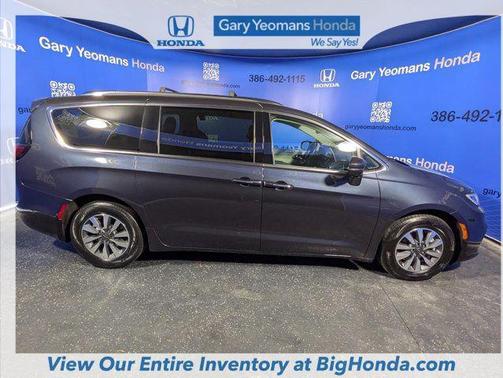 2021 Chrysler Pacifica Hybrid Touring L