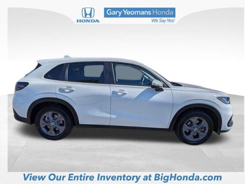 PLATINUM WHT PR 2027 Honda HR-V LX