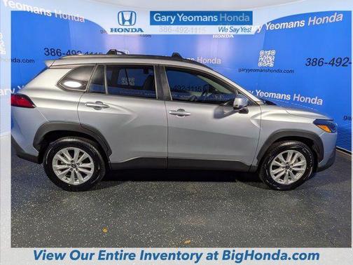 2022 Toyota Corolla Cross LE