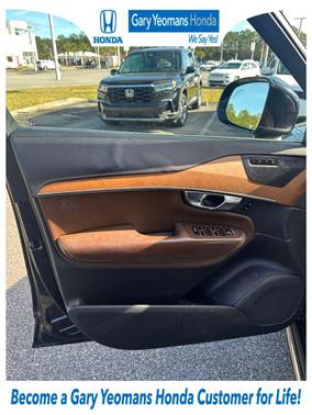 2019 Volvo XC90 T6 Inscription