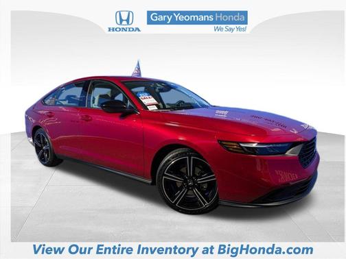 RADIANT RED MET 2026 Honda Accord SE