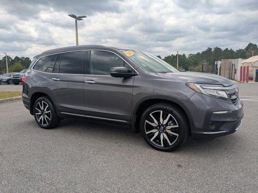 2022 Honda Pilot Touring 8-Passenger