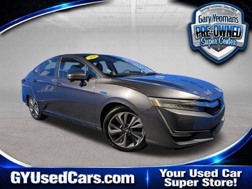 Modern Steel Metallic 2018 Honda Clarity Plug-In Hybrid Base