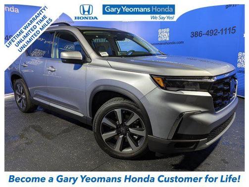 2025 Honda Pilot Touring 8-Passenger