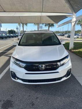 Platinum White Pearl 2025 Honda Odyssey Touring