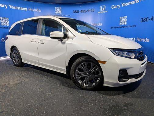 Platinum White Pearl 2025 Honda Odyssey Touring