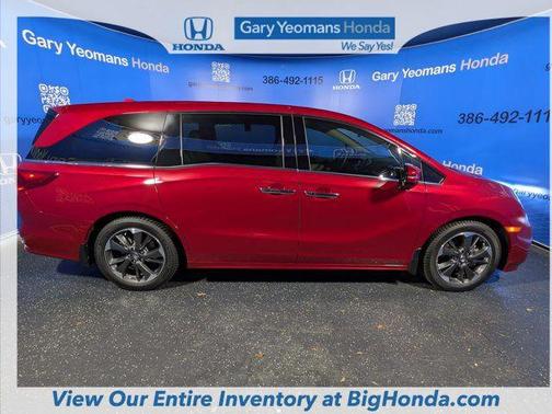 Radiant Red Metallic II 2024 Honda Odyssey Elite