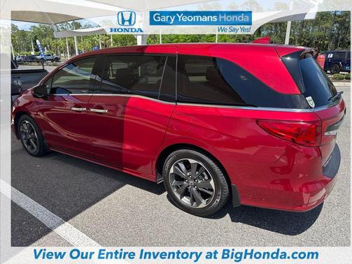 Radiant Red Metallic II 2024 Honda Odyssey Elite