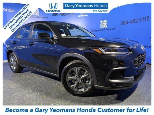 CRYSTAL BLK PRL 2026 Honda HR-V LX