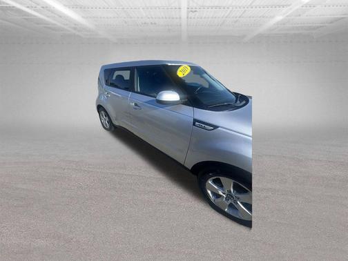 Bright Silver 2019 Kia Soul Base