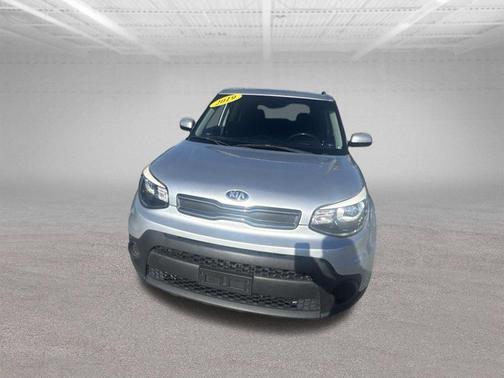 Bright Silver 2019 Kia Soul Base
