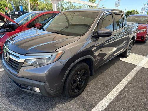 Modern Steel Metallic 2019 Honda Ridgeline RTL
