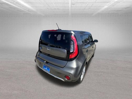 Titanium Gray 2017 Kia Soul +