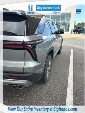 Sterling Gray Metallic 2024 Chevrolet Traverse LT