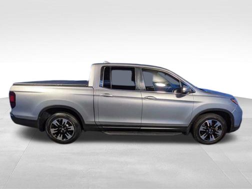 Lunar Silver Metallic 2020 Honda Ridgeline RTL