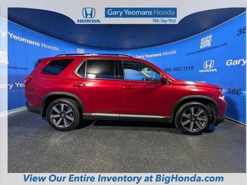 Radiant Red Metallic II 2025 Honda Pilot Touring 8-Passenger