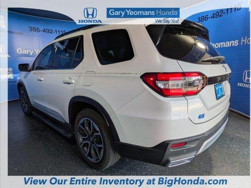 2023 Honda Pilot Touring 8-Passenger