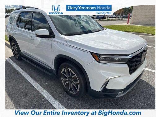 2023 Honda Pilot Touring 8-Passenger
