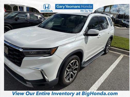 2023 Honda Pilot Touring 8-Passenger