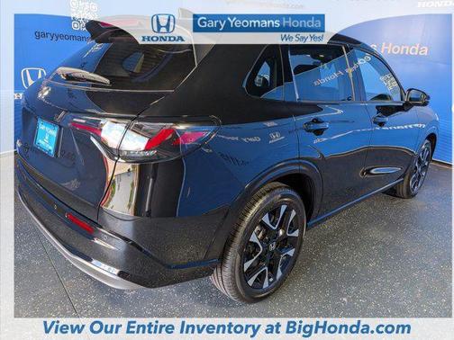 CRYSTAL BLK PRL 2027 Honda HR-V EX-L