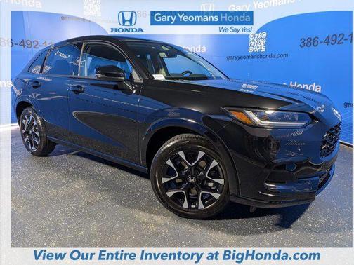 CRYSTAL BLK PRL 2027 Honda HR-V EX-L