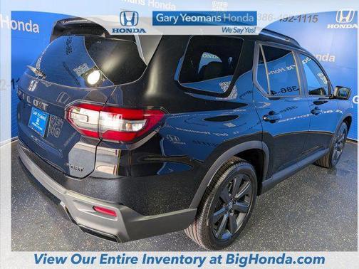 CRYSTAL BLK PRL 2026 Honda Pilot Sport