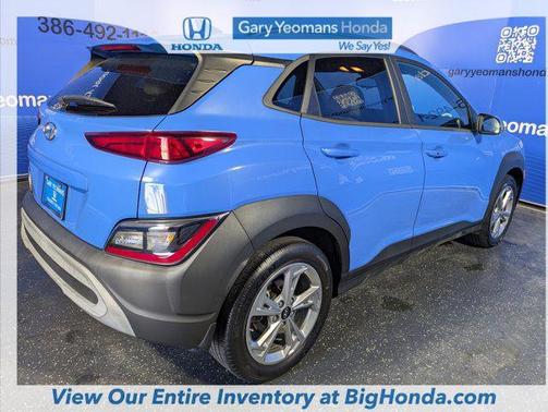 2022 Hyundai KONA SEL