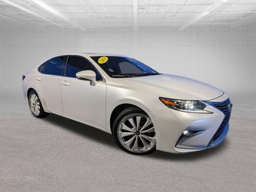 White Pearl 2016 Lexus ES 350 Base