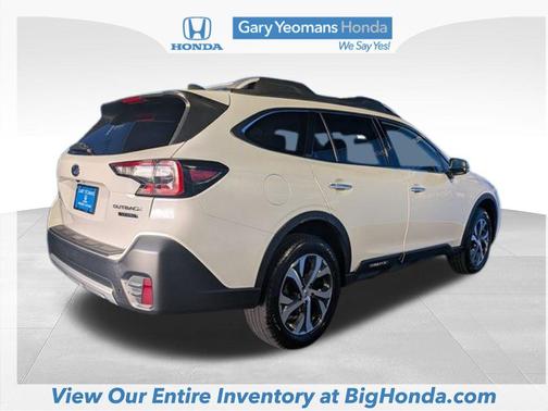 Crystal White Pearl 2022 Subaru Outback Touring