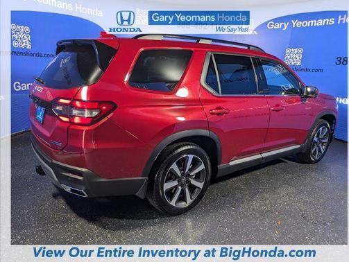 2025 Honda Pilot Touring 8-Passenger