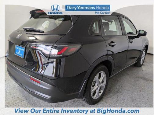 2025 Honda HR-V LX