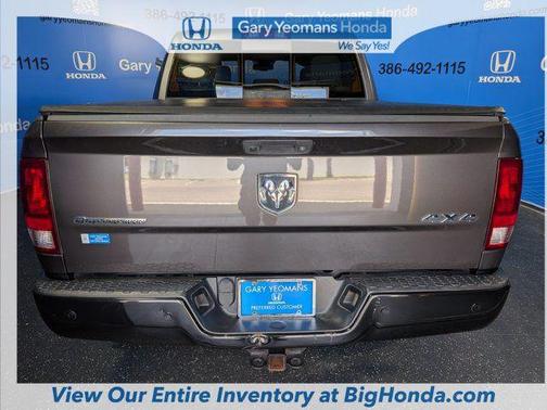 Granite Crystal Metallic Clearcoat 2018 RAM 1500 SLT