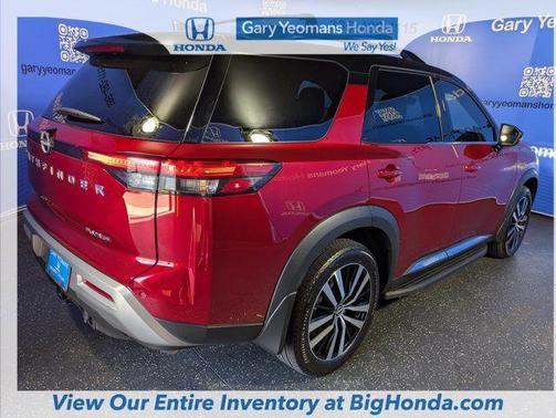 2024 Nissan Pathfinder Platinum FWD