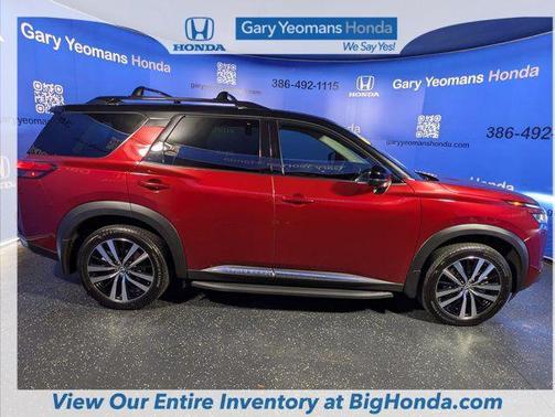 2024 Nissan Pathfinder Platinum FWD