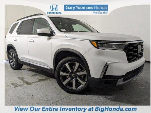 2025 Honda Pilot Touring 8-Passenger