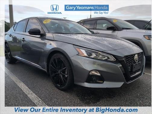 2022 Nissan Altima SR FWD