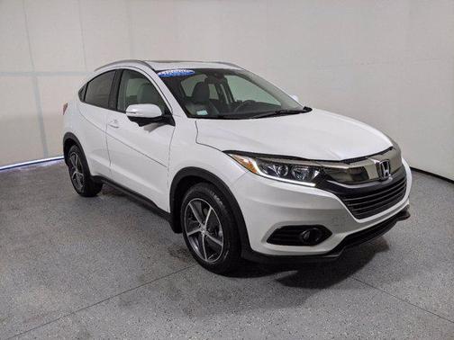Platinum White Pearl 2022 Honda HR-V EX
