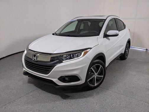 Platinum White Pearl 2022 Honda HR-V EX