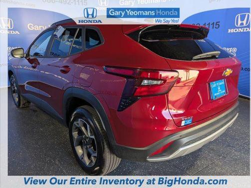 2025 Chevrolet Trax LT