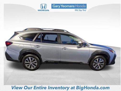 Ice Silver Metallic 2025 Subaru Outback Premium