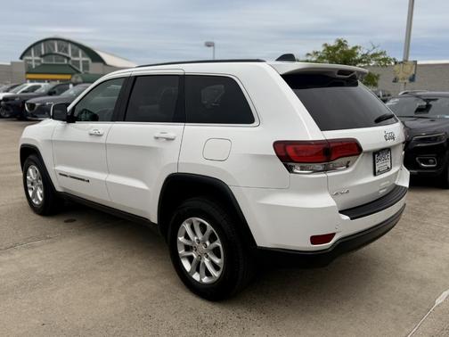 2022 Jeep Grand Cherokee WK Laredo
