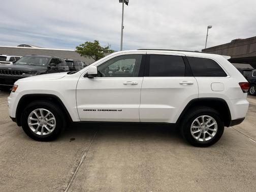 2022 Jeep Grand Cherokee WK Laredo