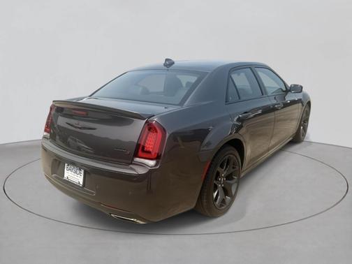 2021 Chrysler 300 S