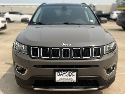 2022 Jeep Compass Latitude Lux