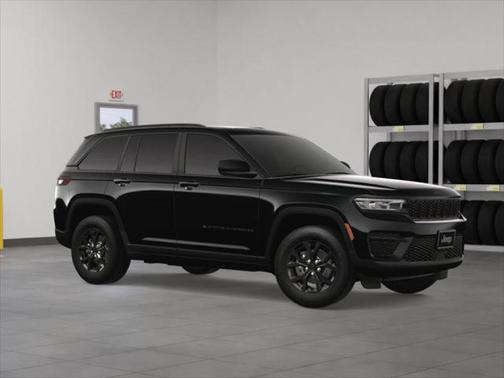 2025 Jeep Grand Cherokee Laredo