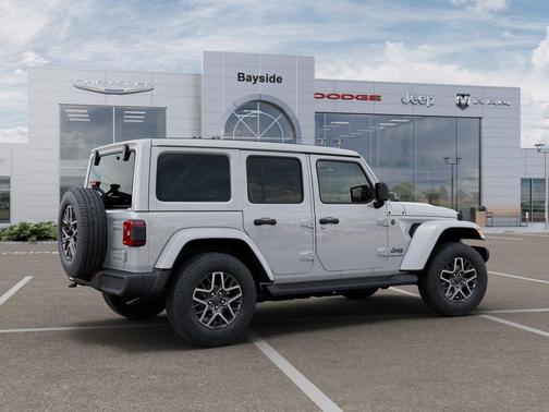 2026 Jeep Wrangler 4-Door Sahara 4x4