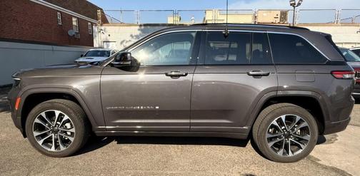 2024 Jeep Grand Cherokee Overland